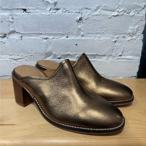 Hush Puppies Shoes - Hush Puppies Women’s Hannah Mules Bronze‎ Gold Metallic